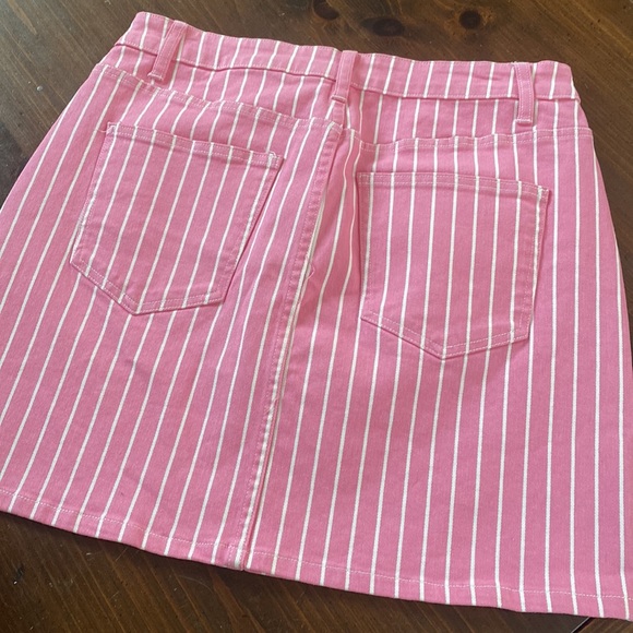 Victor Glemaud skirt pink pinstripe - Picture 4 of 5
